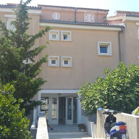 Studio Apartment Нови-Винодолски Экстерьер фото